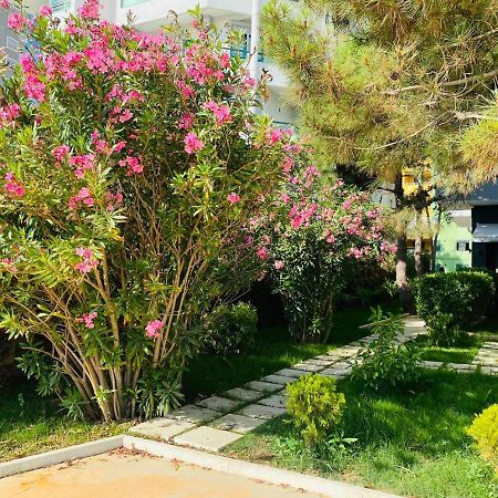 Rumar Hotel Durrës Eksteriør bilde