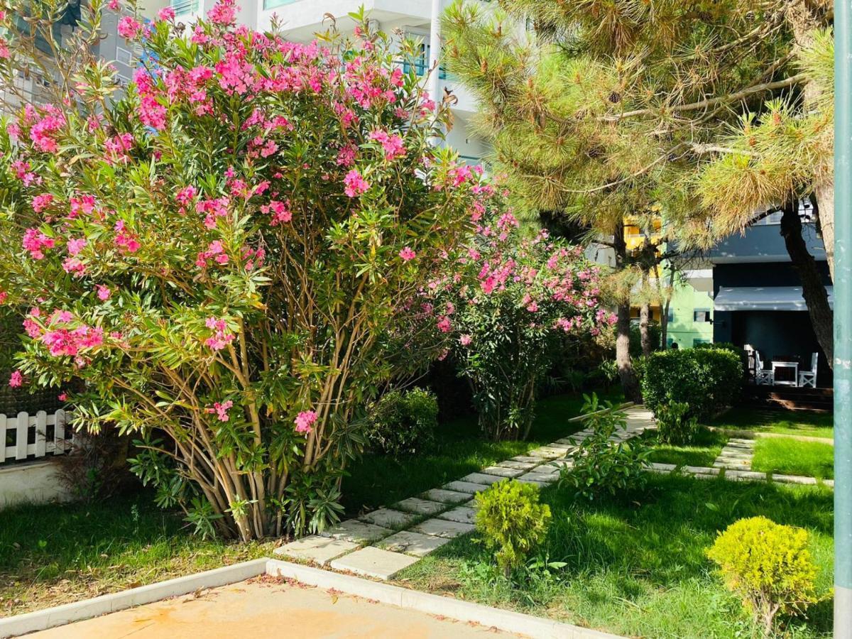 Rumar Hotel Durrës Eksteriør bilde