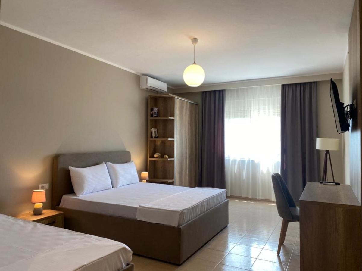 Rumar Hotel Durrës Eksteriør bilde