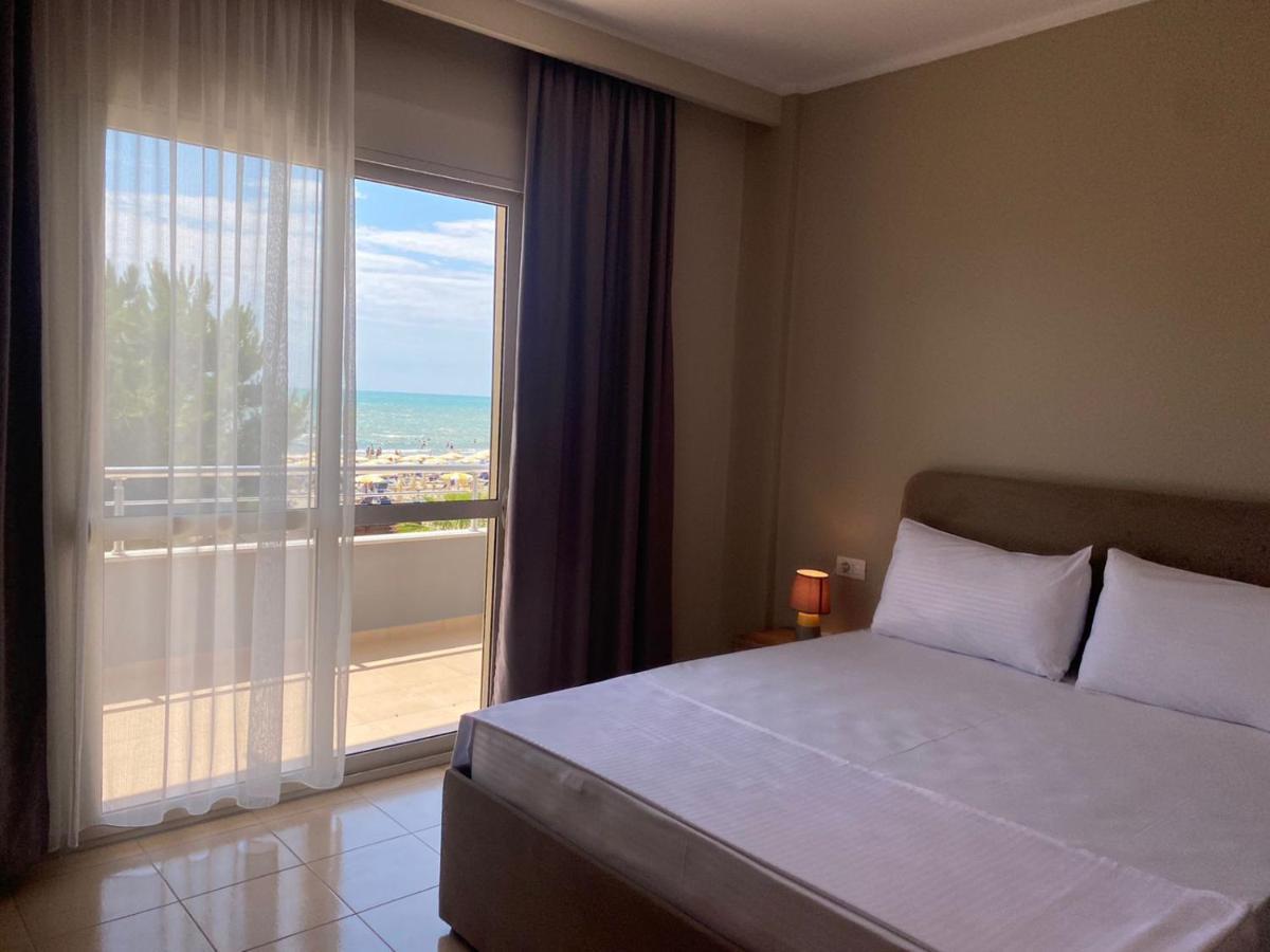 Rumar Hotel Durrës Eksteriør bilde