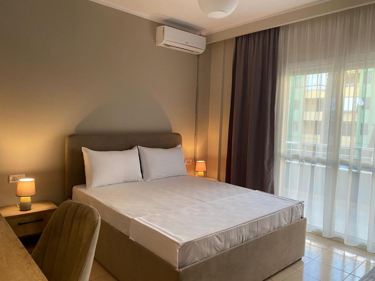 Rumar Hotel Durrës Eksteriør bilde